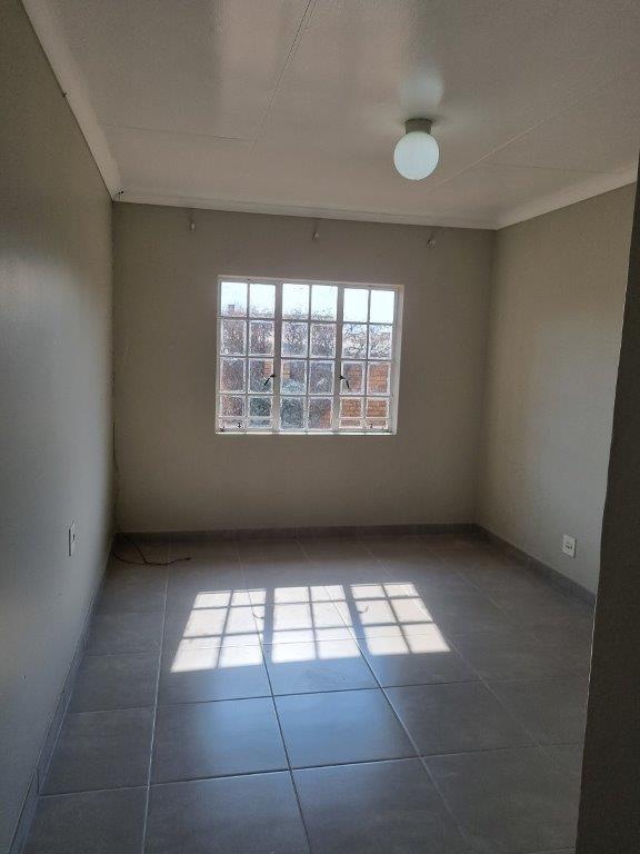 3 Bedroom Property for Sale in Petersfield Gauteng