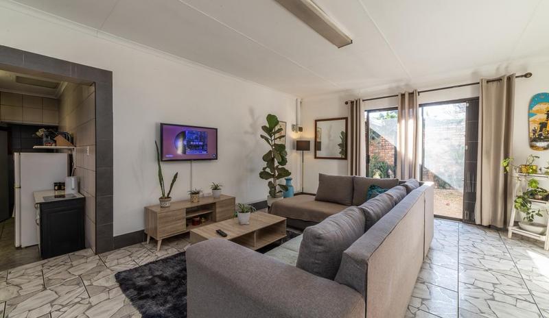 To Let 1 Bedroom Property for Rent in Glen Marais Gauteng