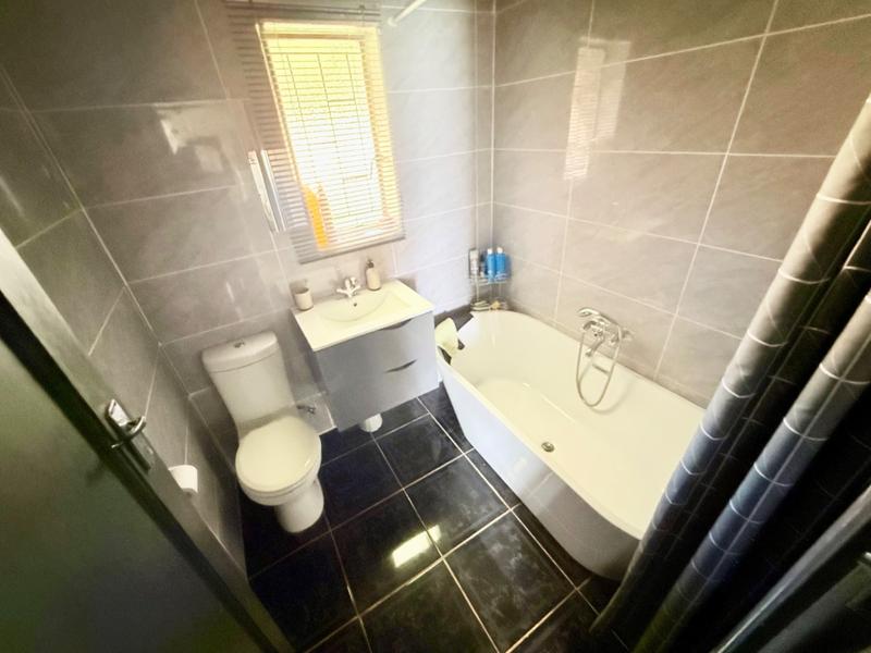 3 Bedroom Property for Sale in Vanderbijlpark Cw 6 Gauteng