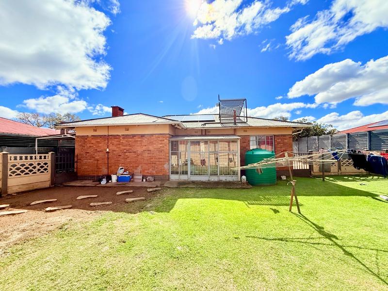 3 Bedroom Property for Sale in Vanderbijlpark Cw 6 Gauteng
