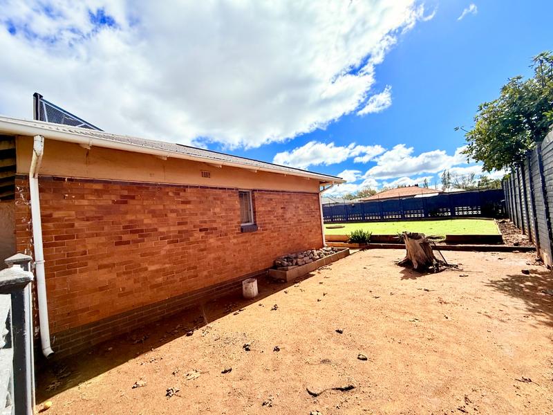 3 Bedroom Property for Sale in Vanderbijlpark Cw 6 Gauteng