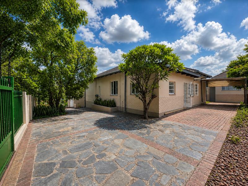 To Let 6 Bedroom Property for Rent in Muckleneuk Gauteng