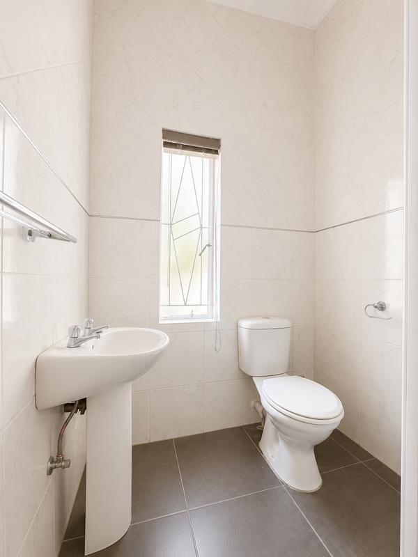 To Let 6 Bedroom Property for Rent in Muckleneuk Gauteng