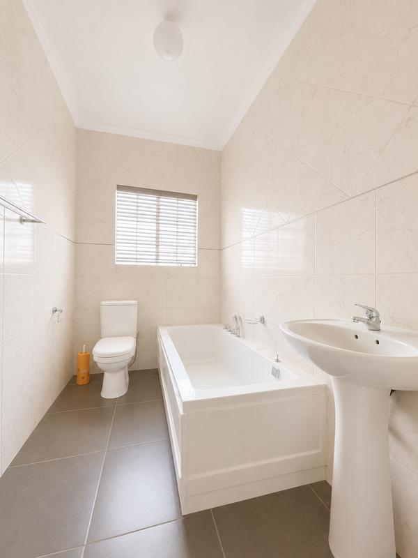 To Let 6 Bedroom Property for Rent in Muckleneuk Gauteng