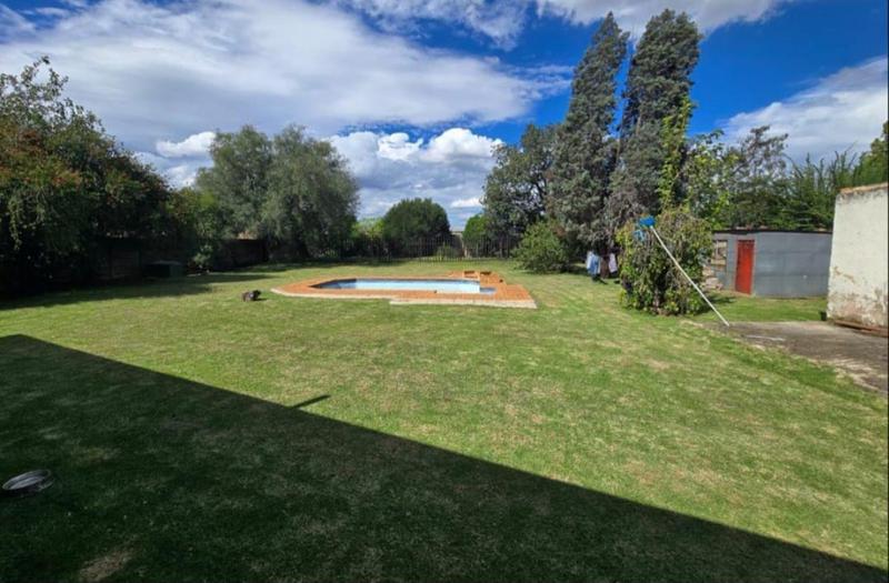 3 Bedroom Property for Sale in Brackendowns Gauteng