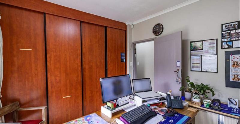 Commercial Property for Sale in Brackenhurst Gauteng