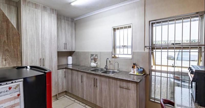 Commercial Property for Sale in Brackenhurst Gauteng