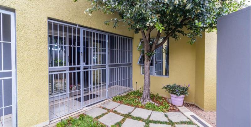 Commercial Property for Sale in Brackenhurst Gauteng