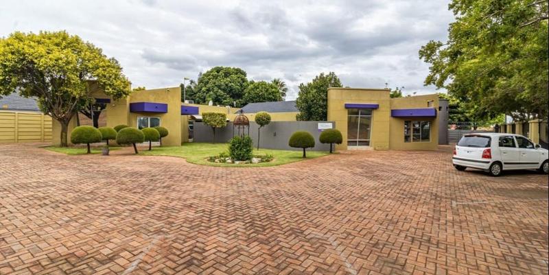 Commercial Property for Sale in Brackenhurst Gauteng