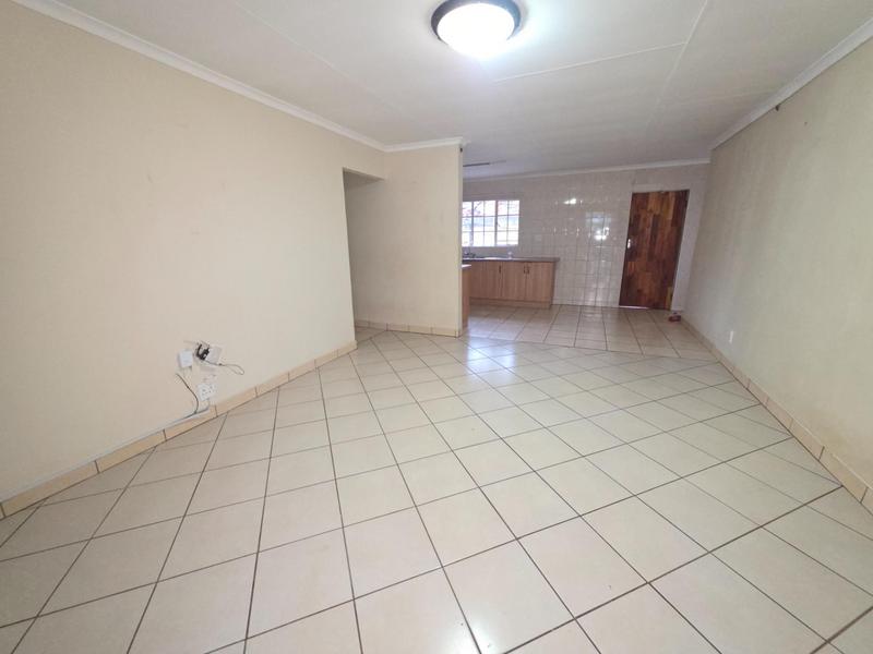 To Let 2 Bedroom Property for Rent in Kookrus Gauteng