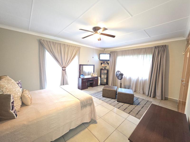 4 Bedroom Property for Sale in Rothdene Gauteng