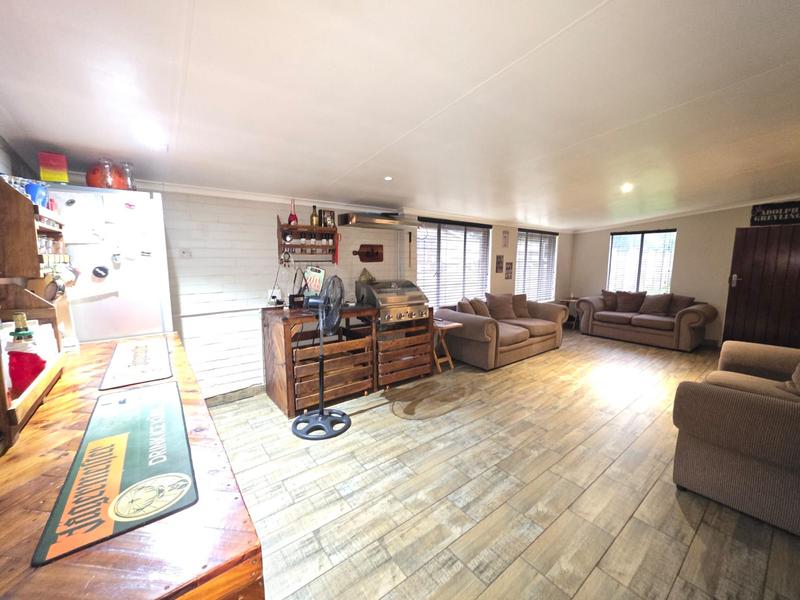 4 Bedroom Property for Sale in Rothdene Gauteng