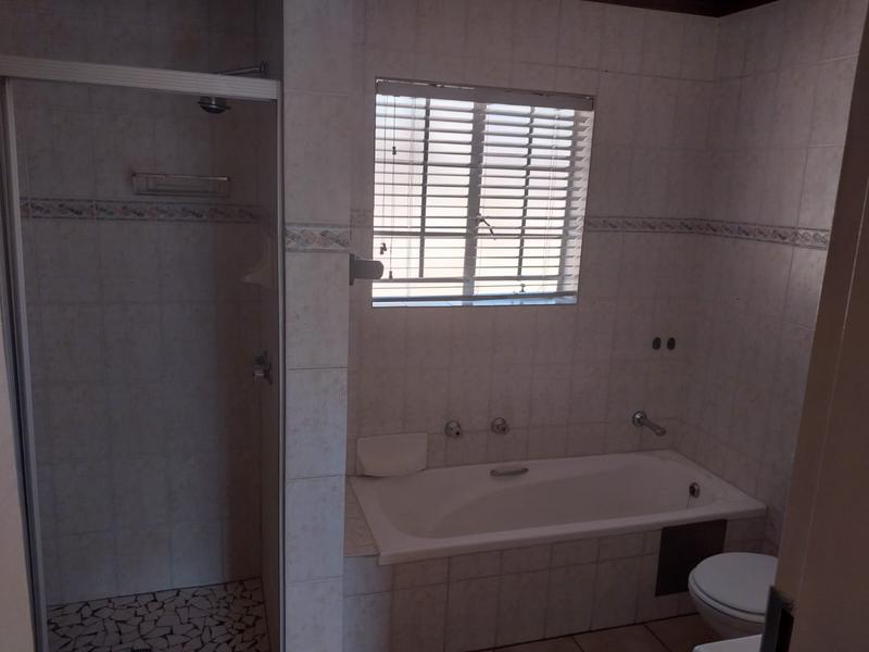 3 Bedroom Property for Sale in Wierda Park Gauteng