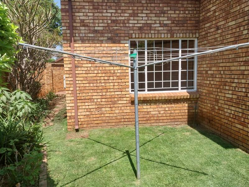 3 Bedroom Property for Sale in Wierda Park Gauteng