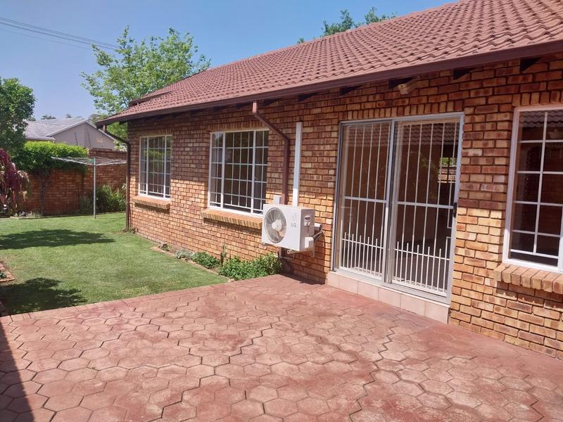 3 Bedroom Property for Sale in Wierda Park Gauteng