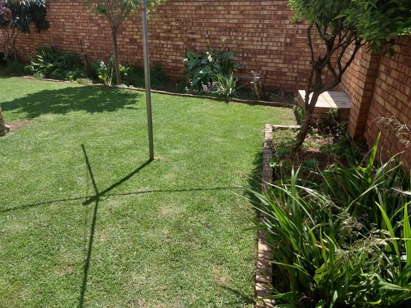 3 Bedroom Property for Sale in Wierda Park Gauteng