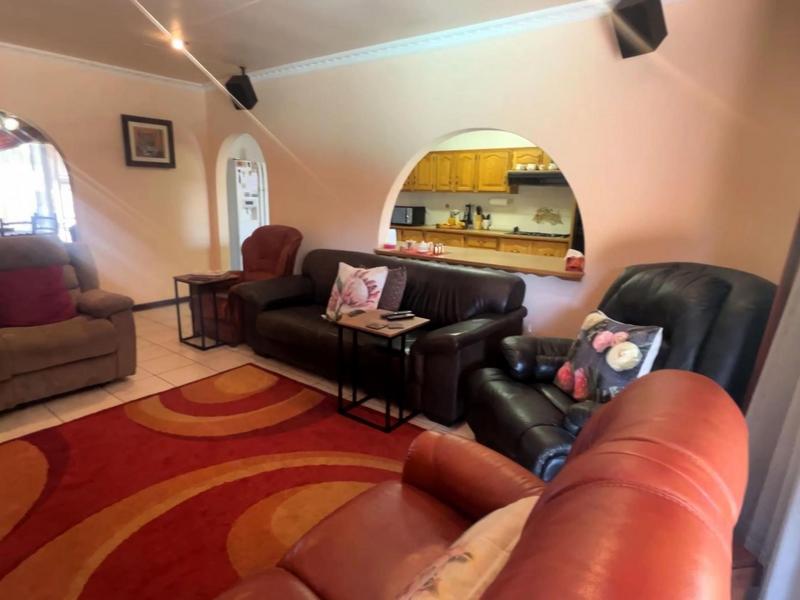 5 Bedroom Property for Sale in Sunward Park Gauteng