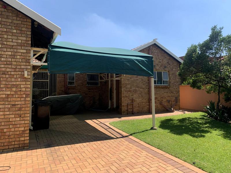 5 Bedroom Property for Sale in Sunward Park Gauteng