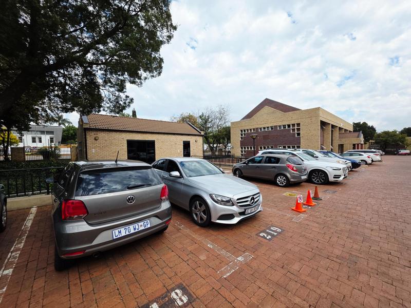 To Let Commercial Property for Rent in Lynnwood Gauteng