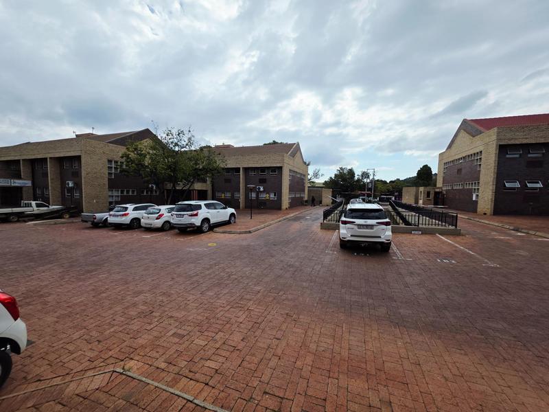 To Let Commercial Property for Rent in Lynnwood Gauteng