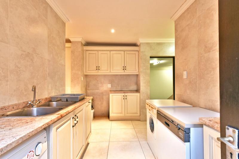 5 Bedroom Property for Sale in Bassonia Gauteng