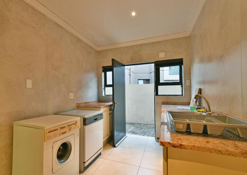 5 Bedroom Property for Sale in Bassonia Gauteng