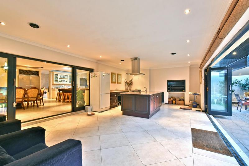 5 Bedroom Property for Sale in Bassonia Gauteng