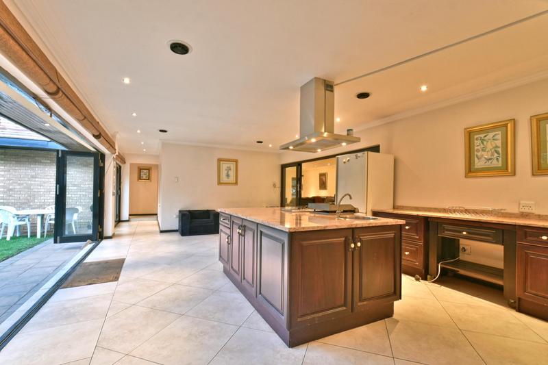 5 Bedroom Property for Sale in Bassonia Gauteng