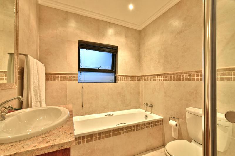 5 Bedroom Property for Sale in Bassonia Gauteng