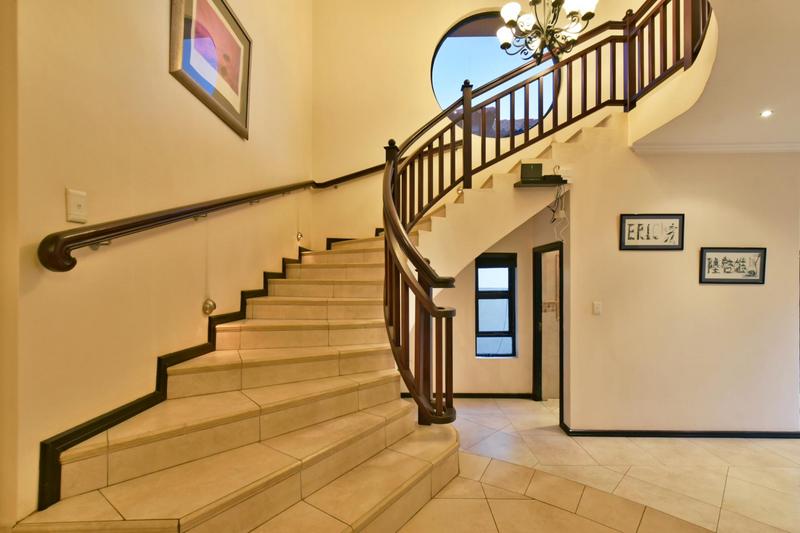 5 Bedroom Property for Sale in Bassonia Gauteng