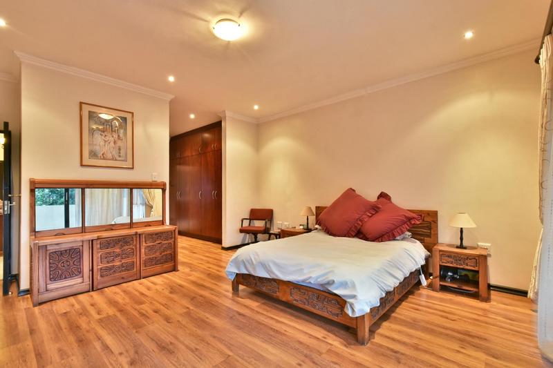 5 Bedroom Property for Sale in Bassonia Gauteng