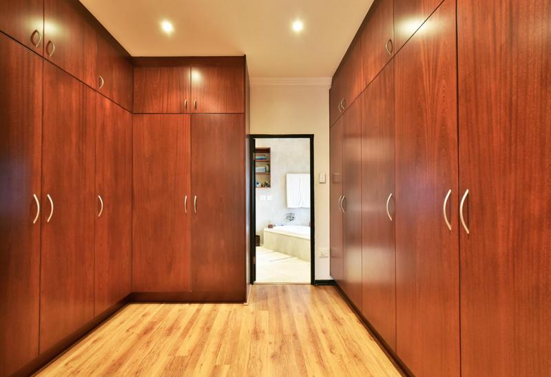 5 Bedroom Property for Sale in Bassonia Gauteng