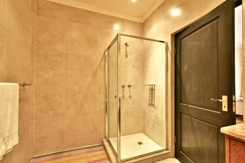 5 Bedroom Property for Sale in Bassonia Gauteng