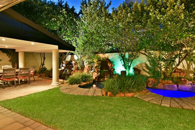 5 Bedroom Property for Sale in Bassonia Gauteng