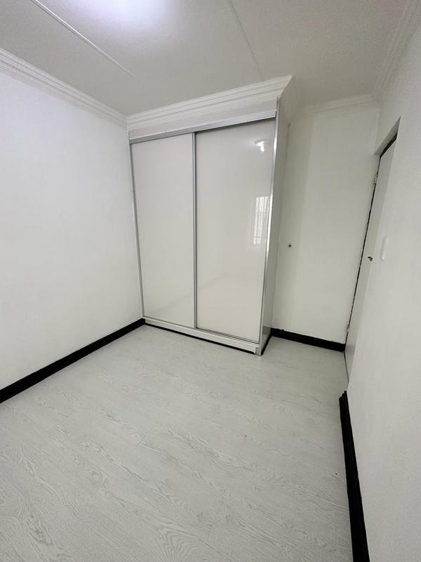 2 Bedroom Property for Sale in Hectorton Gauteng