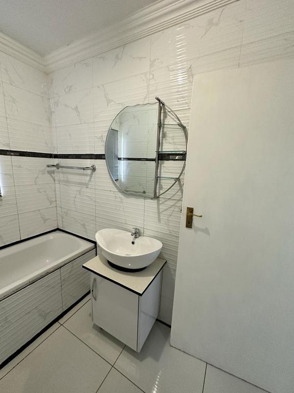2 Bedroom Property for Sale in Hectorton Gauteng