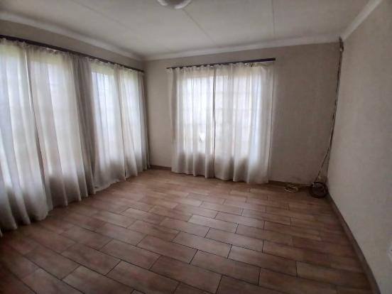 3 Bedroom Property for Sale in Olievenhoutbosch Gauteng