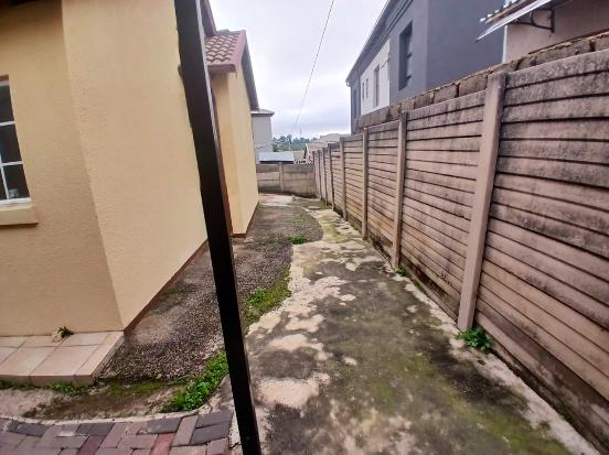 3 Bedroom Property for Sale in Olievenhoutbosch Gauteng
