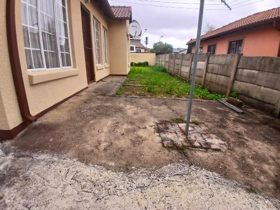 3 Bedroom Property for Sale in Olievenhoutbosch Gauteng