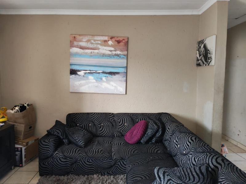 2 Bedroom Property for Sale in Olievenhoutbosch Gauteng