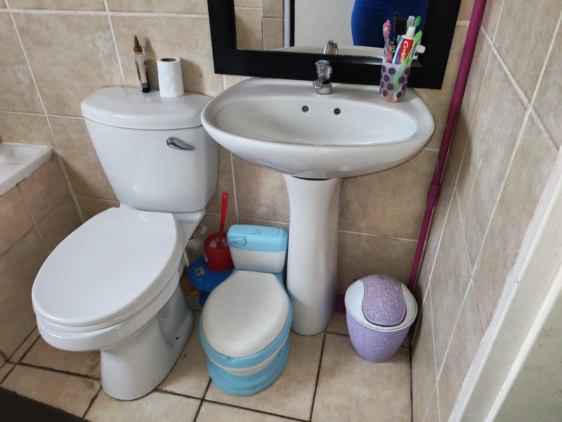 2 Bedroom Property for Sale in Olievenhoutbosch Gauteng