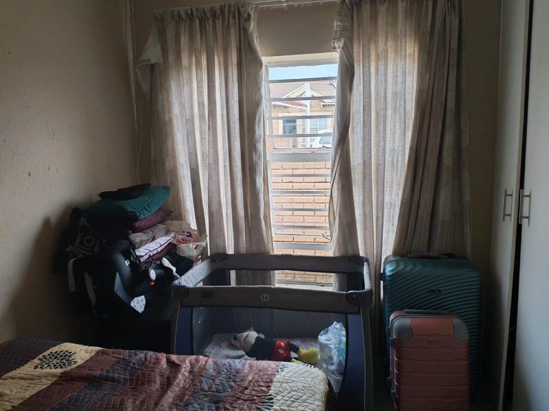 2 Bedroom Property for Sale in Olievenhoutbosch Gauteng