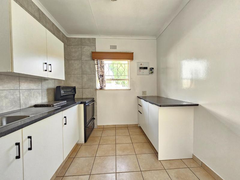 To Let 1 Bedroom Property for Rent in Discovery Gauteng