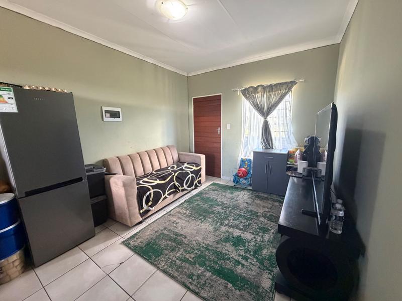 2 Bedroom Property for Sale in Elandspoort Gauteng
