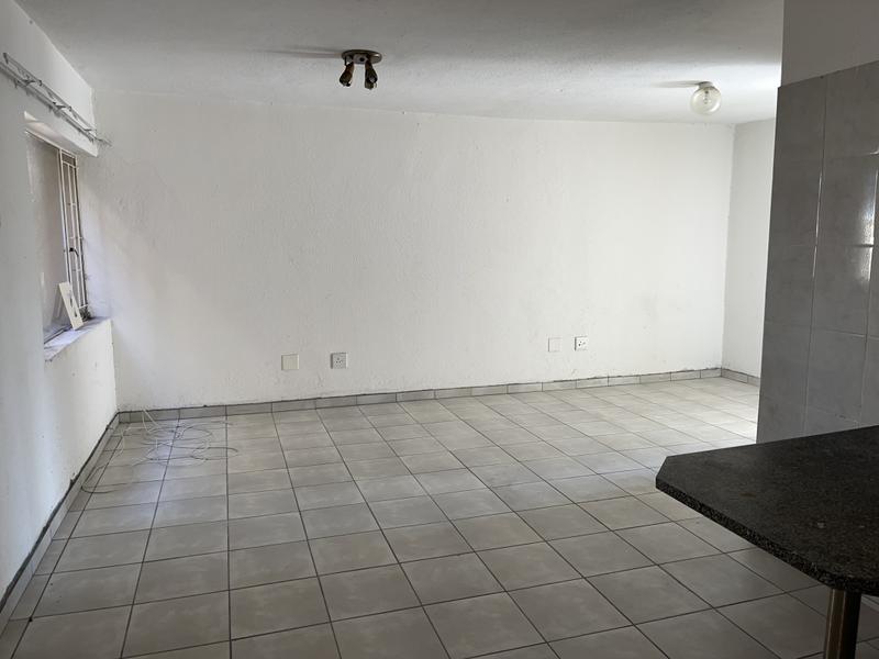 2 Bedroom Property for Sale in Edenvale Central Gauteng