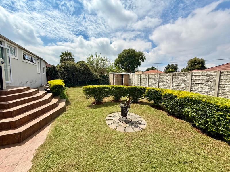 5 Bedroom Property for Sale in Primrose Gauteng