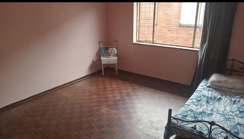 2 Bedroom Property for Sale in Forest Hill Gauteng