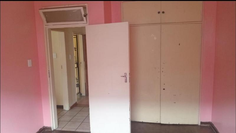 2 Bedroom Property for Sale in Forest Hill Gauteng