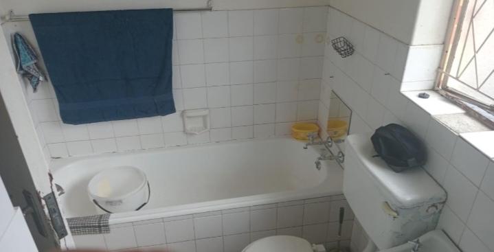 2 Bedroom Property for Sale in Forest Hill Gauteng