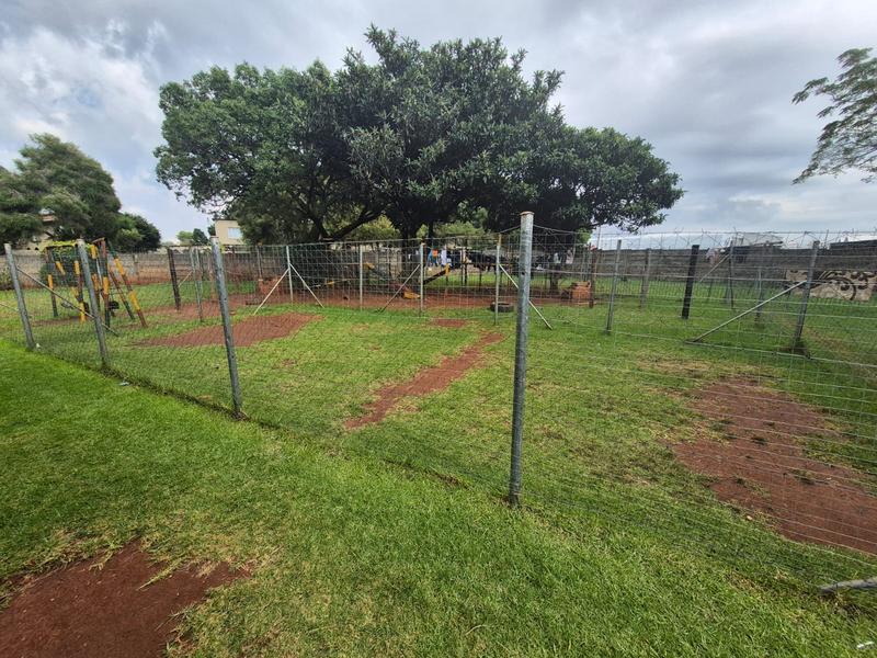 To Let 1 Bedroom Property for Rent in Rhodesfield Ext 1 Gauteng